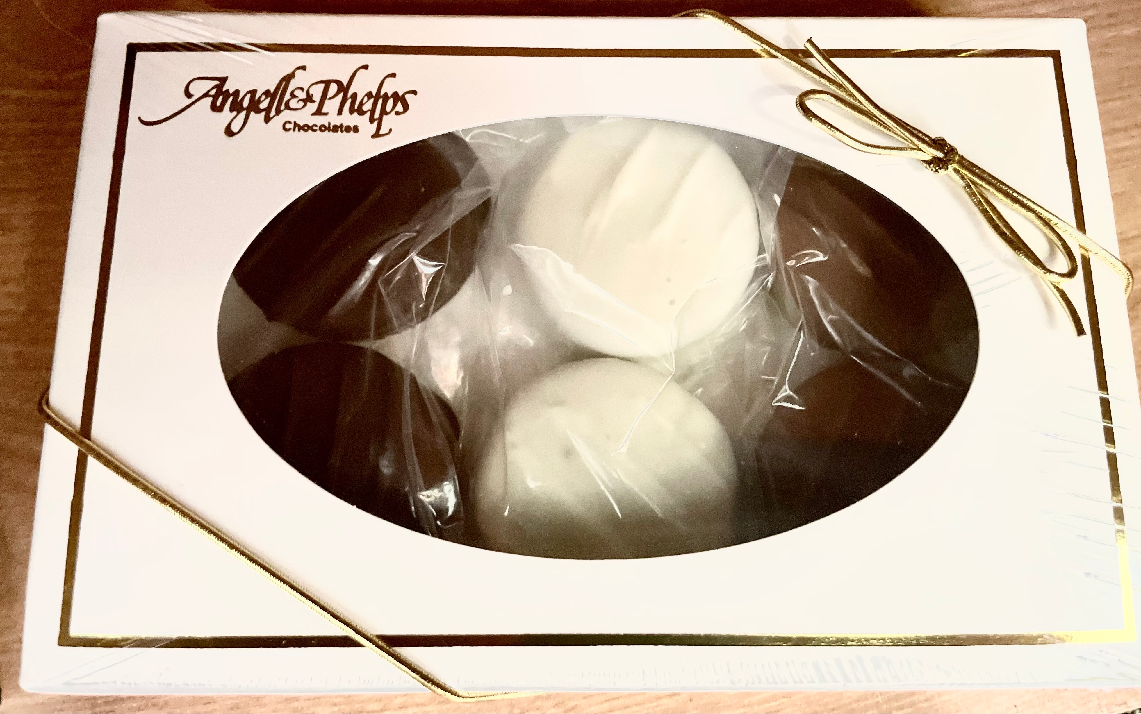 Angell & Phelps Chocolate Oreos